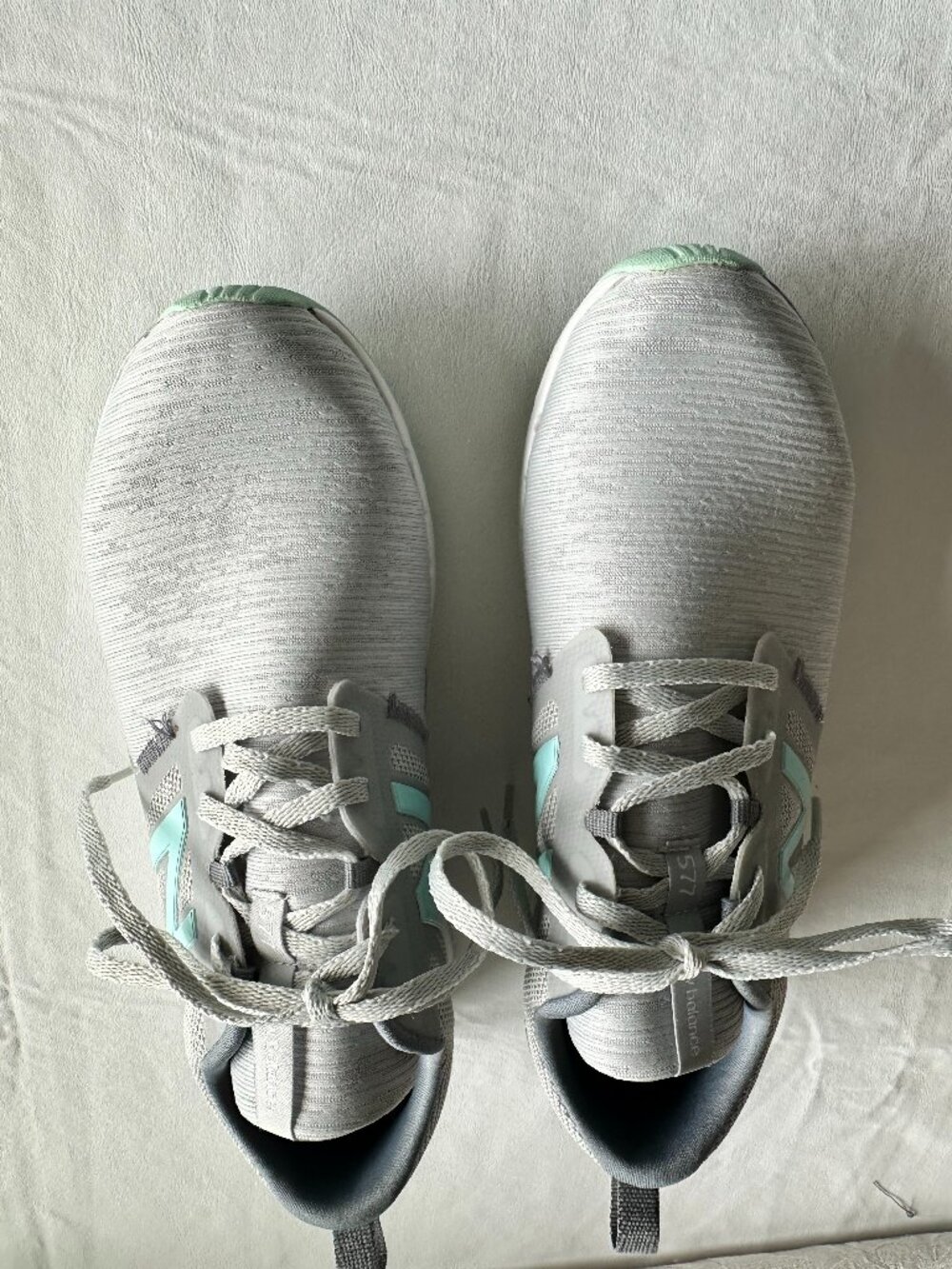 New Balance 577 Gray Running Shoes/Cross Trainers Size 8 Women's